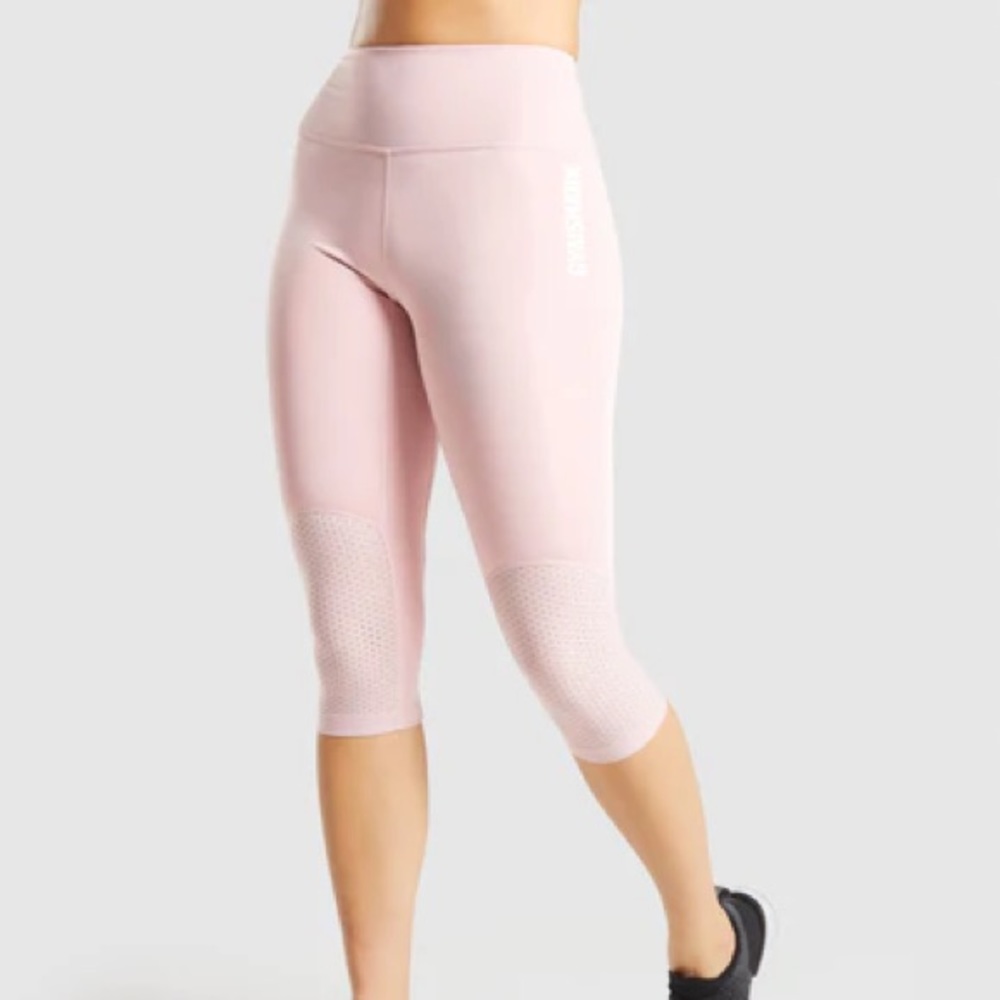 Gymshark Pulse Cropped Leggings Light Pink - Medium